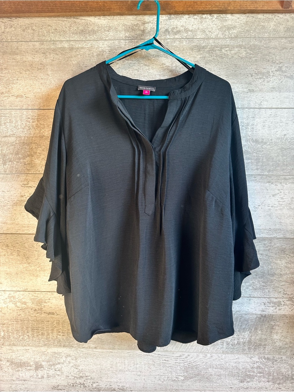 Vince Camuto Black Pintuck Flutter Sleeve Henley Blouse Plus Size 2X